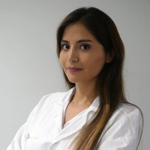 https://creu-blanca.es/wp-content/uploads/Dra-Constanza-Andrea-Bulboa.jpg