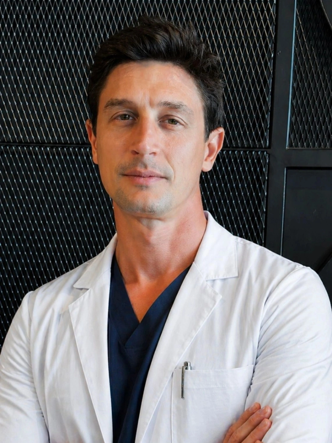 https://creu-blanca.es/wp-content/uploads/FOTO-Dr-Luca-Baggio.webp