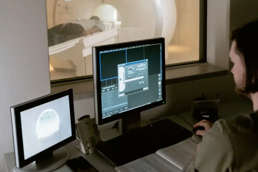 Do you need an urgent CT scan or PET-CT scan? When to choose a private center.