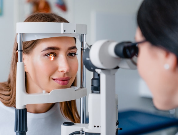 revision-oftalmologia-creublanca